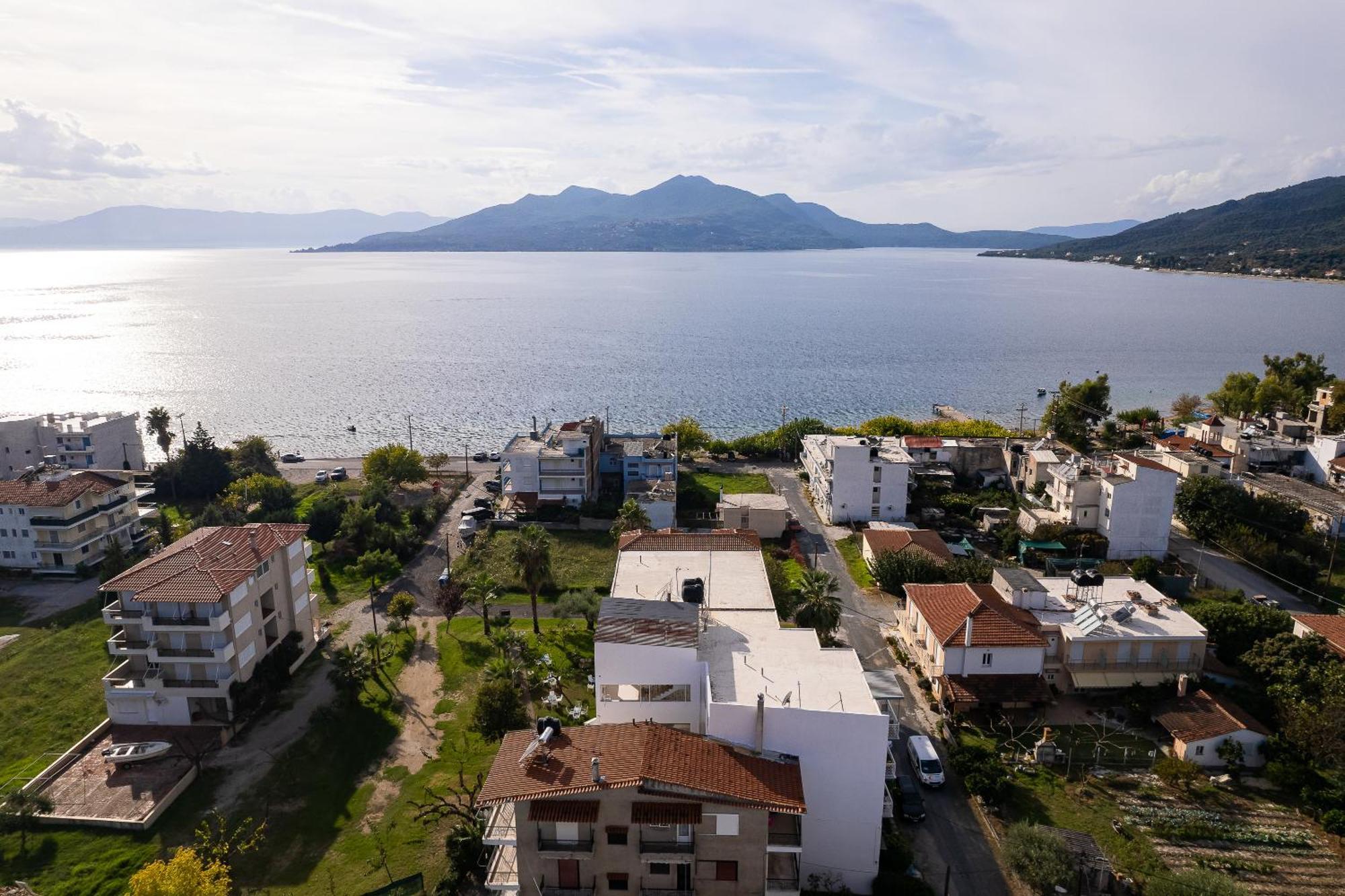 Apartament Zoe Seaside Loutra Edipsou  Zewnętrze zdjęcie